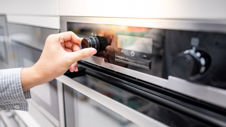 Dienst Backofen zeigt Fehler an