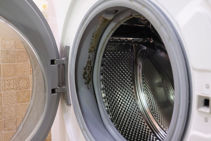 Dienst Die Waschmaschine zieht kein Wasser